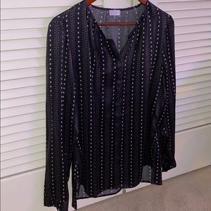ecru silk medium black top with white pattern